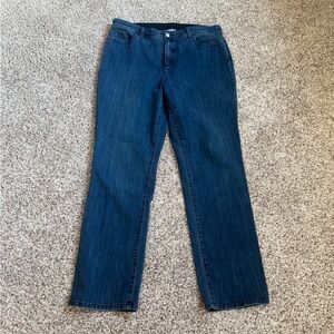 Chico’s Fabulously Slimming Jeans Size 2.5 Regular Straight Leg Denim